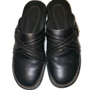 Clarks Women's clogs